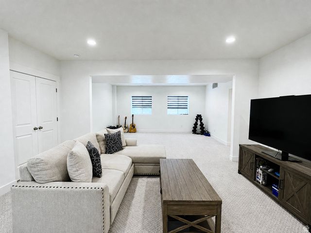 11363 S WATERCOURSE RD, South Jordan, UT 84009
