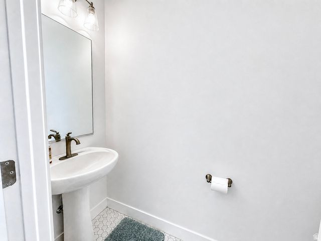 11363 S WATERCOURSE RD, South Jordan, UT 84009