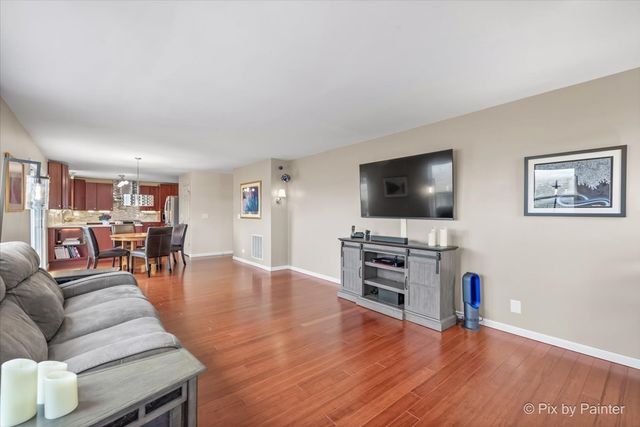 4902 Stillwater Road, Wonder Lake, IL 60097