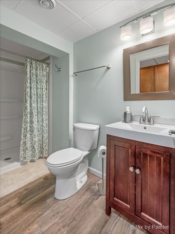 4902 Stillwater Road, Wonder Lake, IL 60097