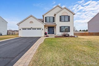 4902 Stillwater Road, Wonder Lake, IL 60097