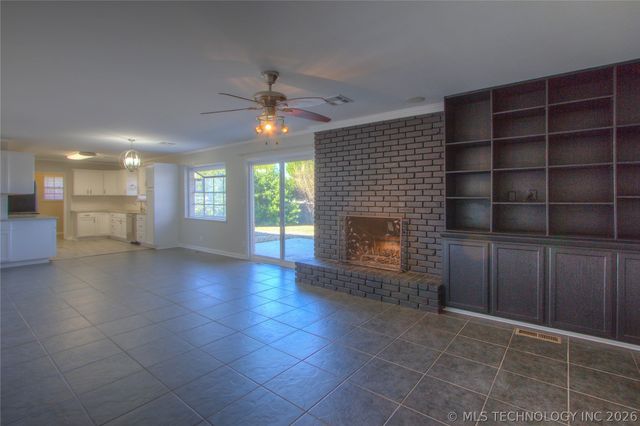 6635 E 54th Street, Tulsa, OK 74145