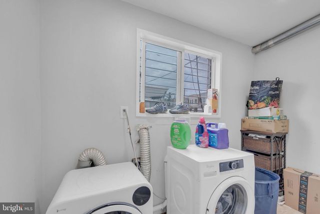 229 E ROCKLAND ST, Philadelphia, PA 19120