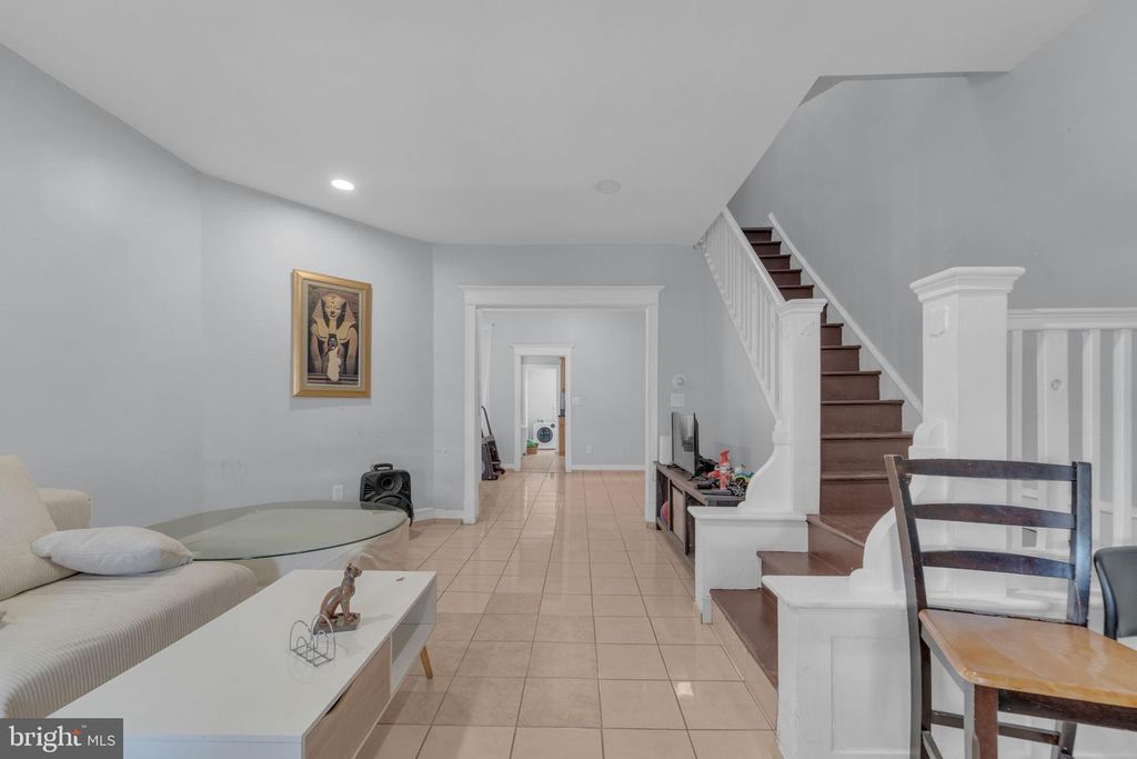 229 E ROCKLAND ST, Philadelphia, PA 19120