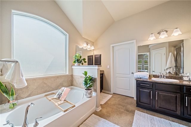 7914 Pavo Real St, Corpus Christi, TX 78414