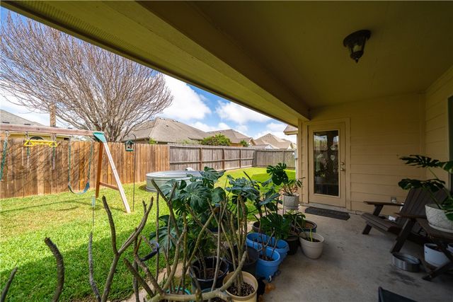 7914 Pavo Real St, Corpus Christi, TX 78414