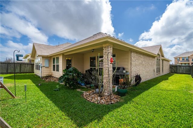 7914 Pavo Real St, Corpus Christi, TX 78414