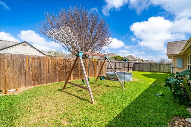 7914 Pavo Real St, Corpus Christi, TX 78414