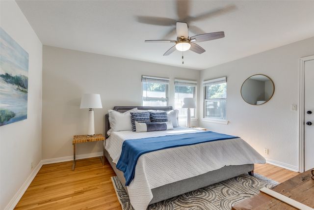 4517 Donnelly Avenue, Fort Worth, TX 76107