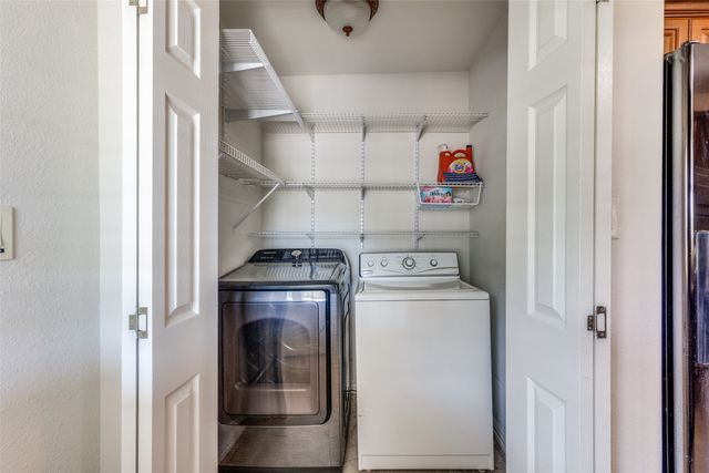4517 Donnelly Avenue, Fort Worth, TX 76107