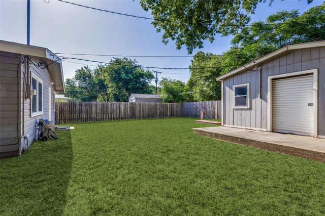4517 Donnelly Avenue, Fort Worth, TX 76107