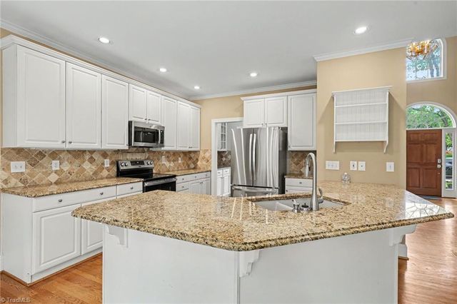 3211 Timberoak Court, Greensboro, NC 27410