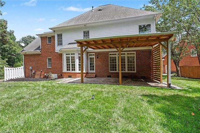 3211 Timberoak Court, Greensboro, NC 27410