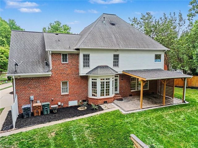 3211 Timberoak Court, Greensboro, NC 27410