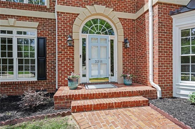3211 Timberoak Court, Greensboro, NC 27410