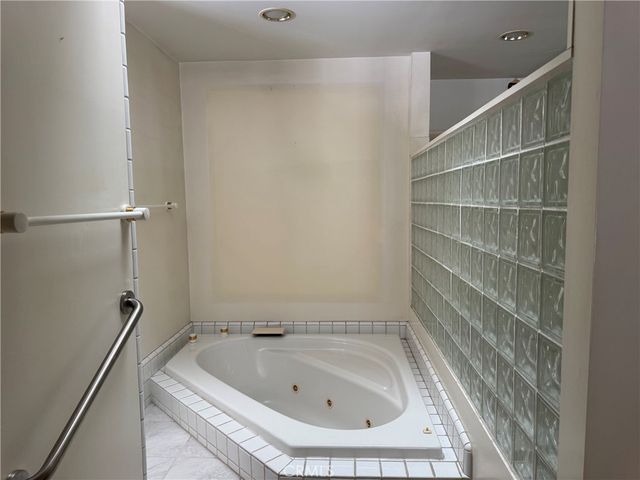 17410 Knapp Street, Northridge, CA 91325