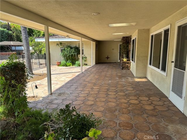 17410 Knapp Street, Northridge, CA 91325
