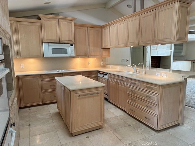 17410 Knapp Street, Northridge, CA 91325