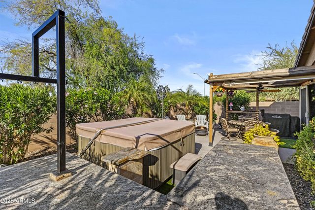 27618 N 24th Lane, Phoenix, AZ 85085