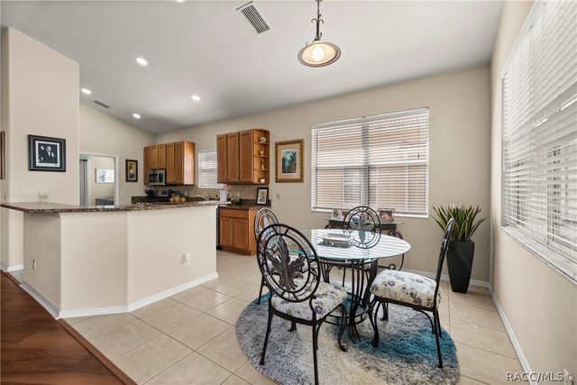 1323 W Skyview Crossing Drive, Hernando, FL 34442