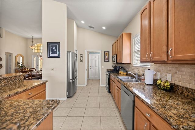 1323 W Skyview Crossing Drive, Hernando, FL 34442