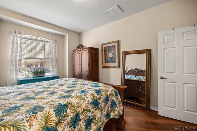 1323 W Skyview Crossing Drive, Hernando, FL 34442