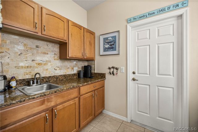 1323 W Skyview Crossing Drive, Hernando, FL 34442