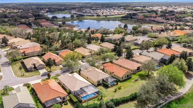 1323 W Skyview Crossing Drive, Hernando, FL 34442