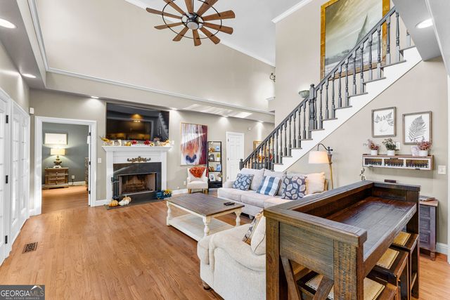 15 Foxboro Trail, Newnan, GA 30263