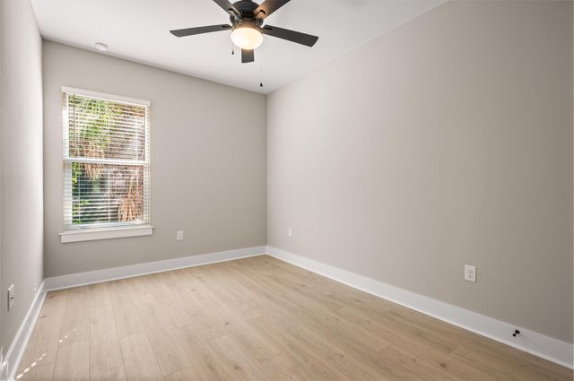 160 Westview Avenue, Valparaiso, FL 32580