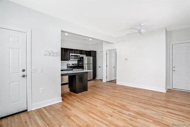 89 W Philadelphia Street 8, Detroit, MI 48202