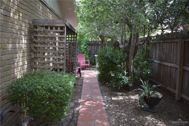 1213 Cardinal Avenue, Mcallen, TX 78504