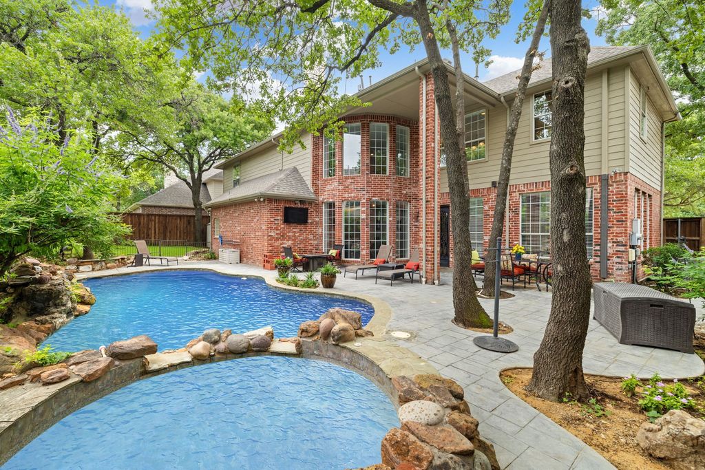 3340 Castlewood Boulevard, Highland Village, TX 75077