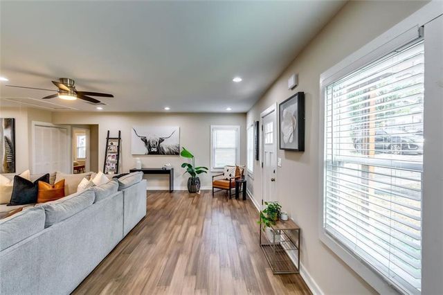 1271 Byewood SW Lane, Atlanta, GA 30310