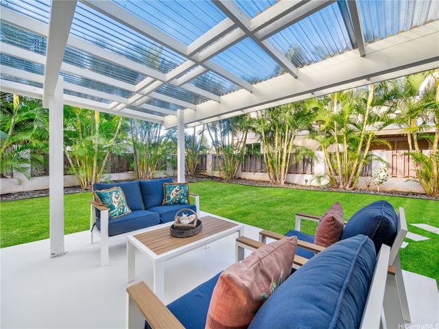 545 Ka Awakea Place, Kailua, HI 96734
