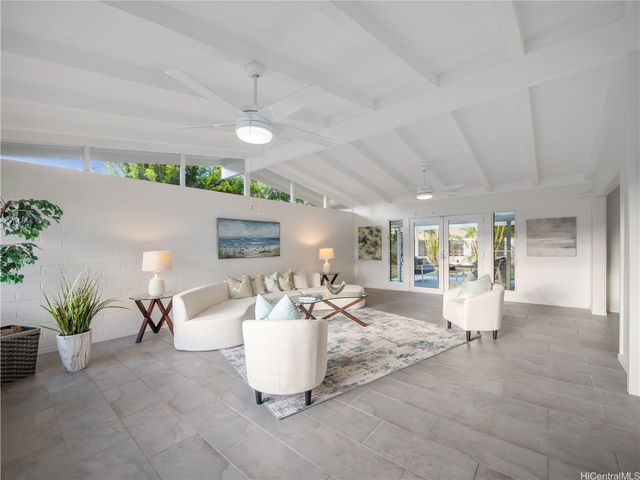 545 Ka Awakea Place, Kailua, HI 96734