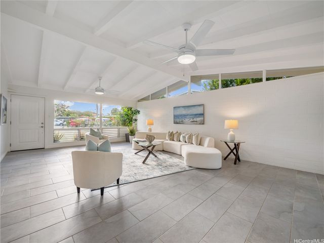 545 Ka Awakea Place, Kailua, HI 96734