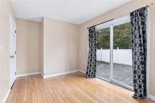 33 Huldah Street, Providence, RI 02909