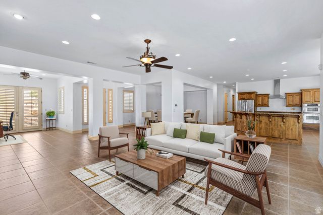 363 N LOST CREEK DR, St. George, UT 84770