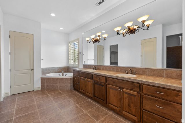 363 N LOST CREEK DR, St. George, UT 84770