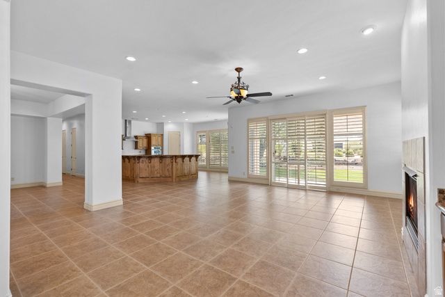 363 N LOST CREEK DR, St. George, UT 84770