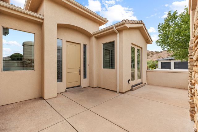 363 N LOST CREEK DR, St. George, UT 84770