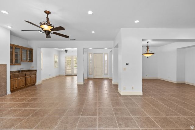 363 N LOST CREEK DR, St. George, UT 84770