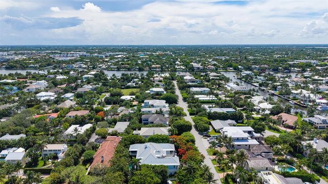 1232 Seaspray Avenue, Delray Beach, FL 33483