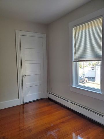 870 Moody 6, Waltham, MA 02453