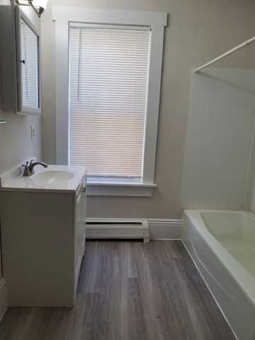 870 Moody 6, Waltham, MA 02453