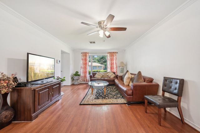 3209 Newcastle Drive, Dallas, TX 75220
