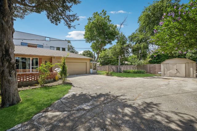 3209 Newcastle Drive, Dallas, TX 75220