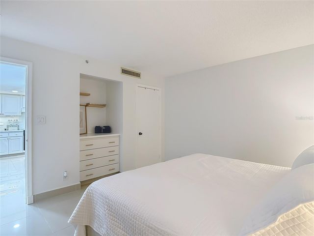 36750 US HIGHWAY 19 N 16-108, Palm Harbor, FL 34683