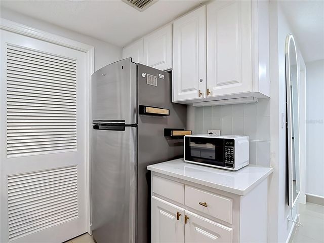 36750 US HIGHWAY 19 N 16-108, Palm Harbor, FL 34683
